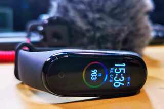 Невероятный спрос на Xiaomi Mi band 4